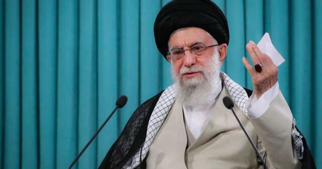 media-1720294503_aytullah-xamenei-bu-qabiliyytlri-qoruyun-v-yuksldin-9283