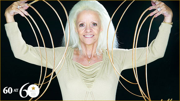 media-2008-longest-fingernails-392857