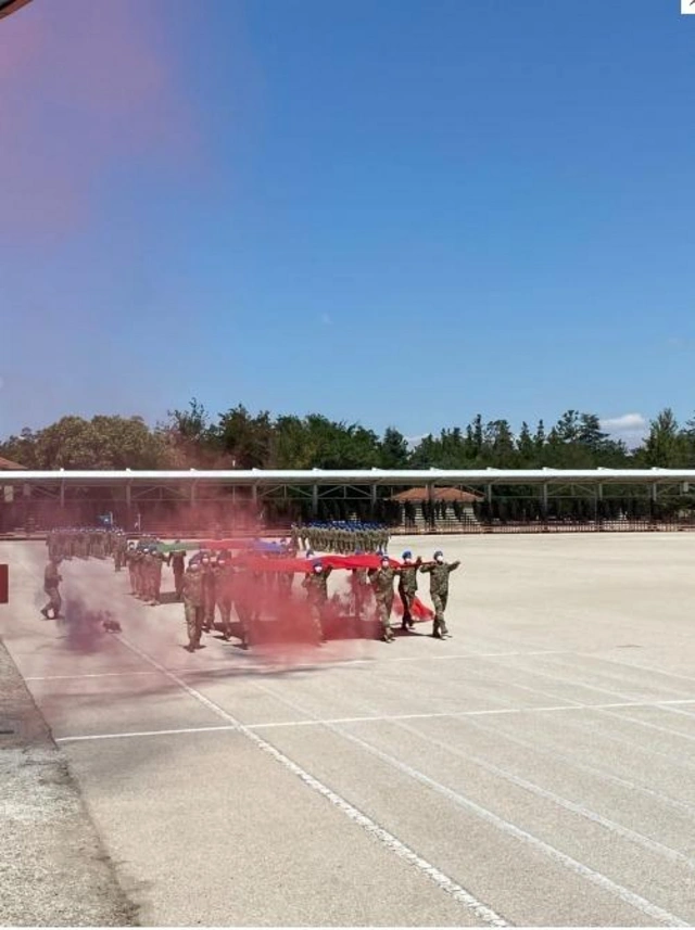 media-afb10709-7ac6-3975-9713-3c88e3648e00_640
