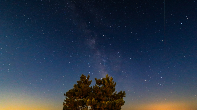 media-perseid-meteor-yagmuru-turkiye-semalarinda-18941529_722_m