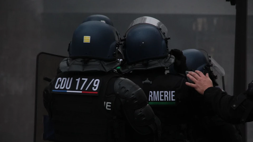 media-fransanin-antibes-kentinde-bir-okulda-bicakli-saldiri-dppy