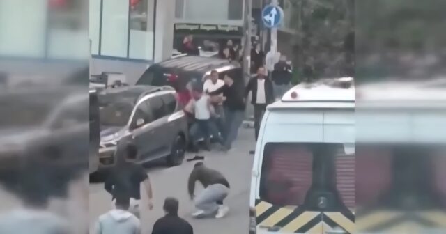 media-akraba-ailelerin-evlilik-tartismasi-kanli-bitti-1-olu-4-yarali-vqhb