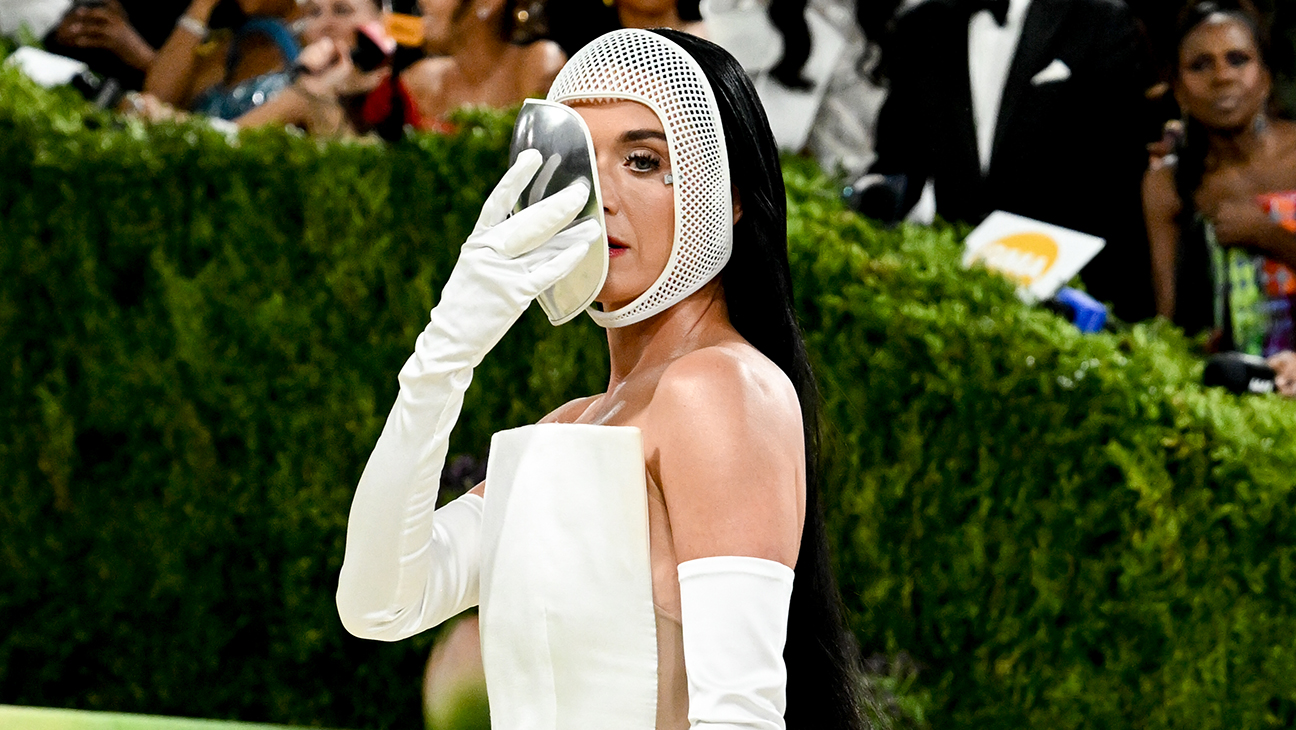media-katy-perry-met-gala-main-2026