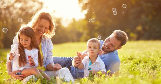 media-happy-family-1024x683