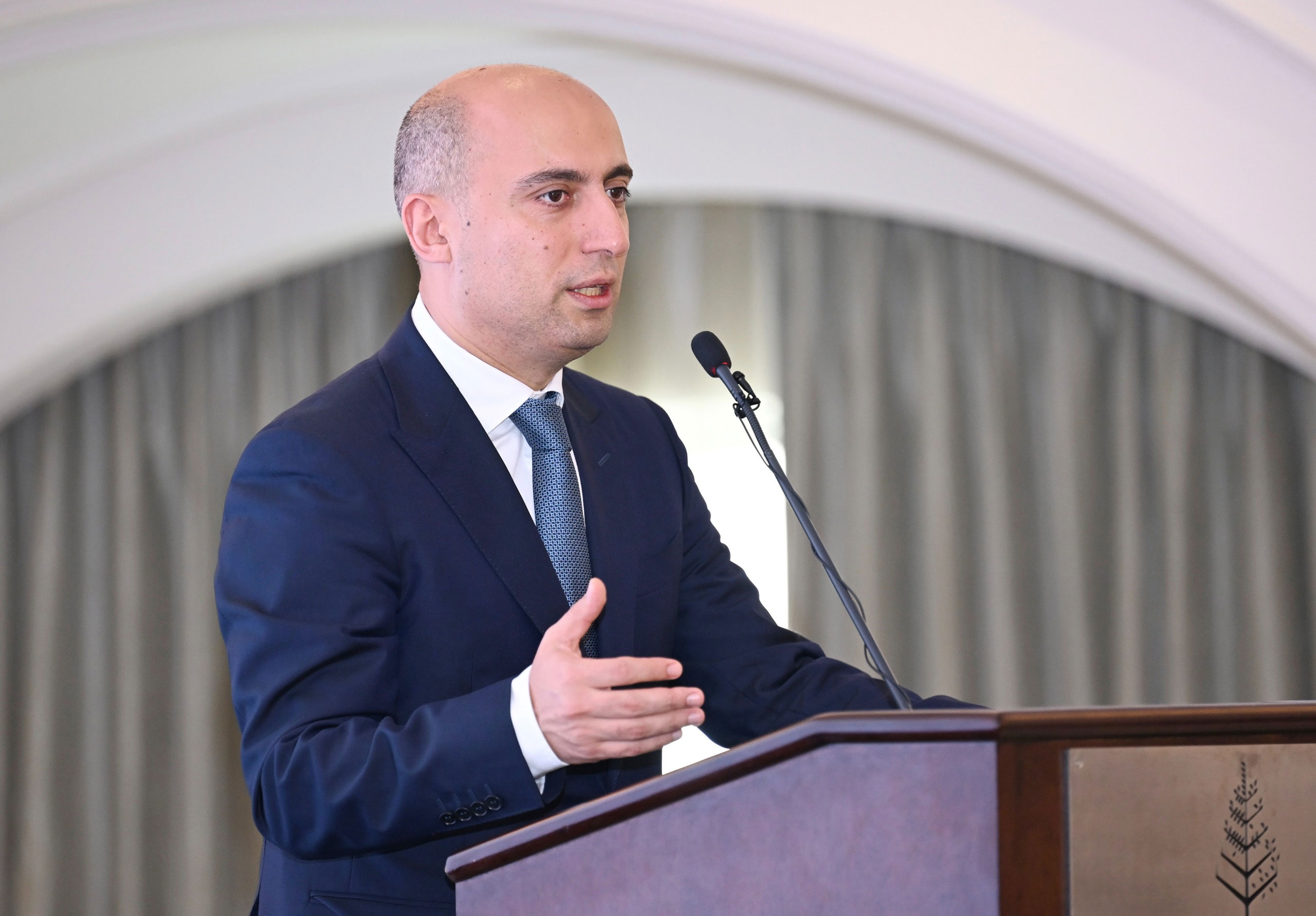 media-nazir-azerbaycanla-ozbekistan-arasinda-tehsil-sahesinde-ciddi-ve-derin-emekdasliq-movcuddur